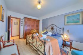 Nyaraló Skroskë Kiadó Olaszország