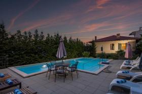 Nyaraló Stadt Sankt Jakobi Kiadó Horvátország