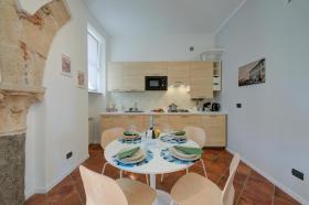 Tatil evi Arona Kiralık Italy