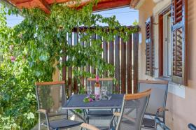 Holiday home Sveti Filip i Jakov for rent Croatia