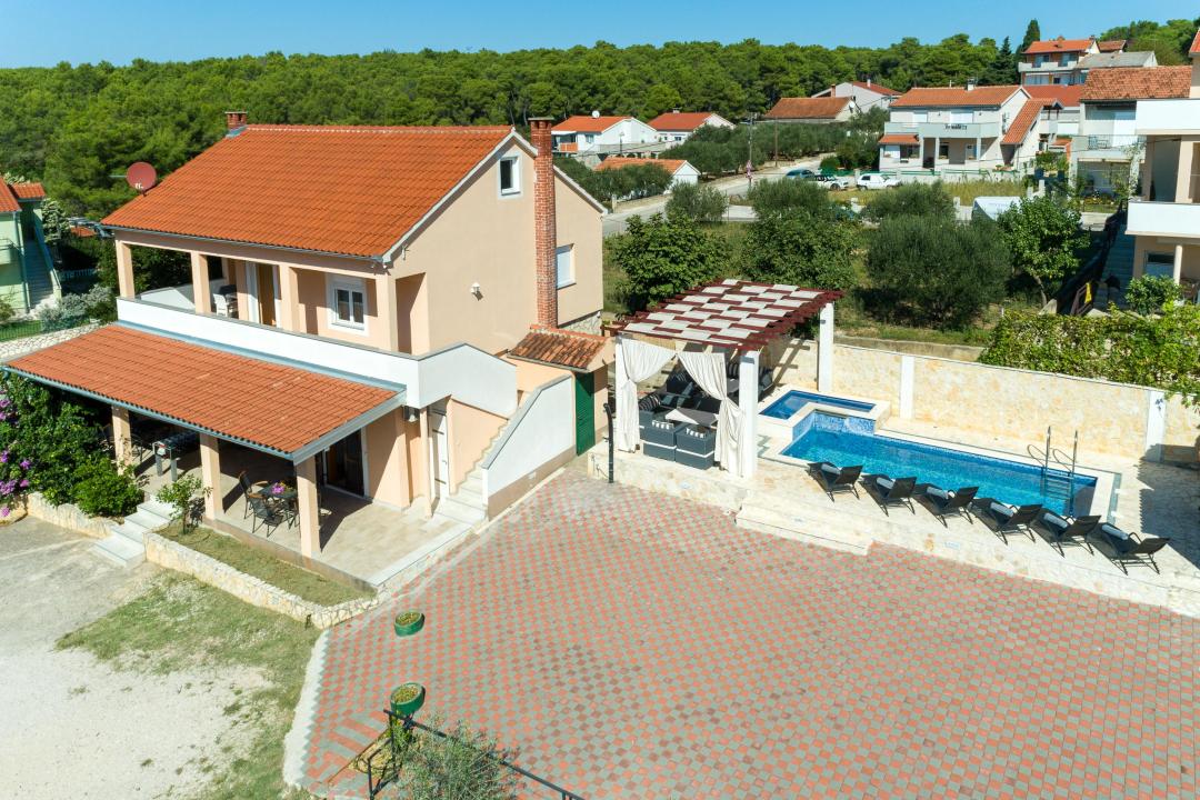 Holiday home Sveti Filip i Jakov for rent Croatia