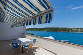 度假屋 出租 于 诺瓦利亚, 克罗地亚