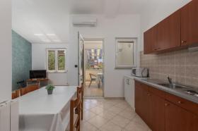 Holiday home Novalja for rent Croatia