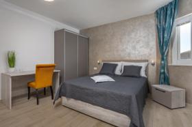 Holiday home Novalja for rent Croatia