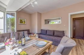 Holiday home Okrug Gornji for rent Croatia