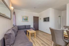 Holiday home Okrug Gornji for rent Croatia