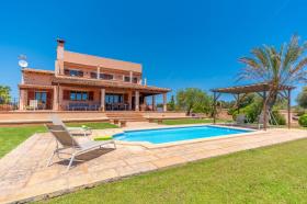 Holiday home for rent in Manacor-Cala Romantica, Spain