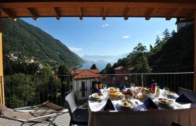 Ferienhaus zu vermieten in Argegno, Italien