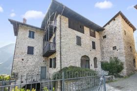 بيت العطلات Tenno ايطاليا