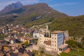 بيت العطلات Tenno ايطاليا