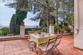 Ferienhaus zu vermieten in Ventimiglia-Gallardi, Italien