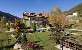 Feriehus til leie i Mezzana, Italy Feriehus til leie i Mezzana, Italy