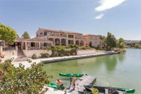 Holiday home for rent in Mallemort-Les Vernegaux, France Holiday home for rent in Mallemort-Les Vernegaux, France