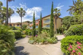 بيت العطلات Hyères  فرنسا