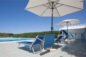 Nyaraló Scoglitti Kiadó Olaszország