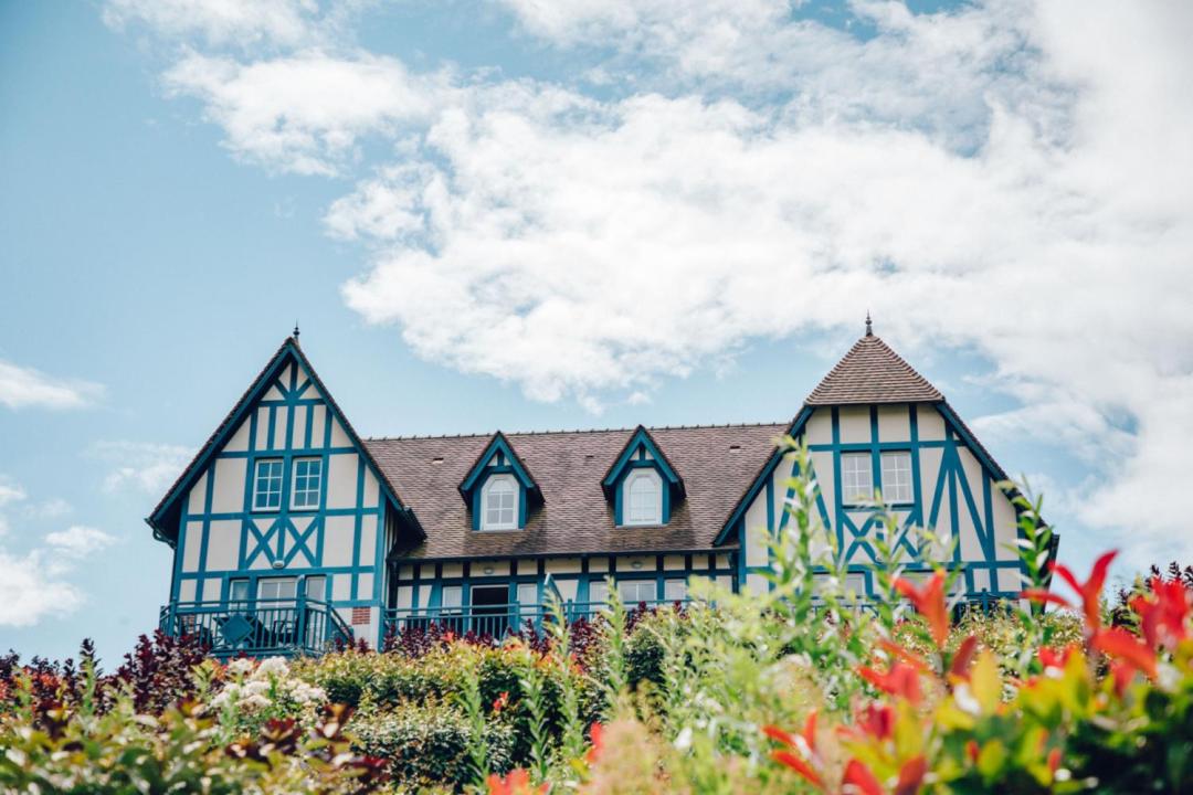 別荘 ホールゲート  フランス