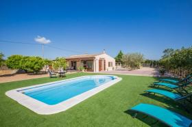 Holiday home for rent in Algaida, Spain