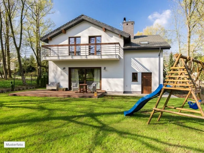 individuelles Einfamilienhaus 2 Musterfoto