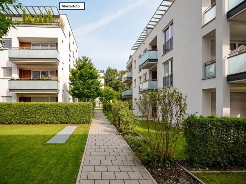 schönes Mehrfamilienhaus 3 Musterfoto