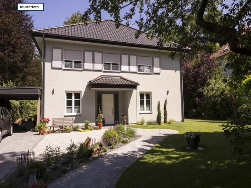 geschmackvolles Einfamilienhaus 3 Musterfoto