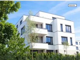 attraktives_Mehrfamilienhaus_1_Musterfoto - 房屋 取消抵押品赎回权 于 凯尔斯特巴赫-大盖劳, 德国