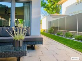 Ev İcra ihalesi 'de Hemer-Frönsberg, Almanya Ev İcra ihalesi 'de Hemer-Frönsberg, Almanya