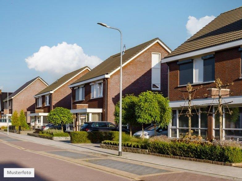 schönes Einfamilienhaus 3 Musterfoto