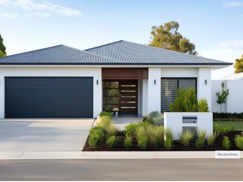 attraktives EFH 3 Musterfoto