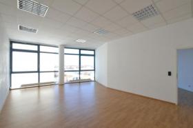 Image - Office space for sale in Rodgau-Offenbach am Main, Germany