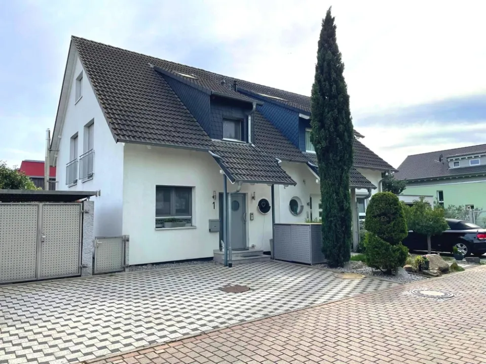 戸建住宅 ヴァルドルフ  ドイツ | Image