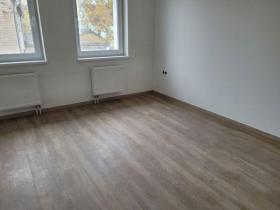 Apartamento en planta baja Luckenwalde En Renta Alemania | Image