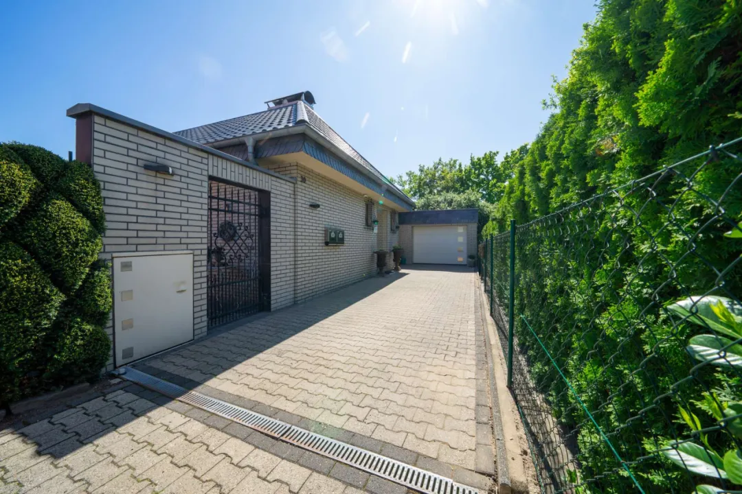 müstakil ev Köln Satılık Almanya | Image