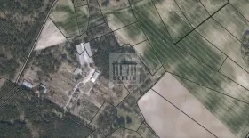 Kereskedelmi ingatlan eladó a  oldalon. Neuenhagen, Németország