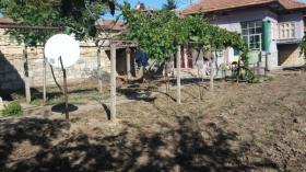 Gårdshus Dreanoveț  Bulgaria | Image