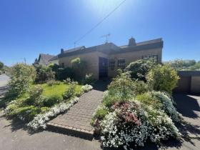 Image - Bungalow for sale in Eitorf, Germany