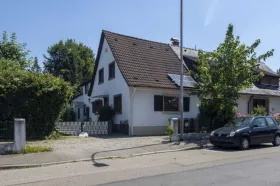 Tweegezinswoning te koop in Freiburg-Wuppertal, Germany
