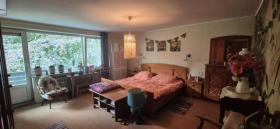 Wonen & Firm, business-like Bunde Te Koop Germany | Image