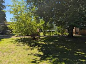 Wonen & Firm, business-like Bunde Te Koop Germany | Image