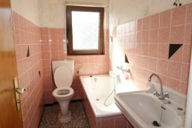 Többcsaládos Karbantartás Eladó Németország | Image