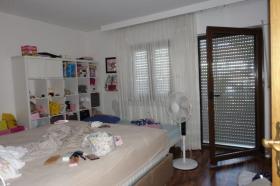 Többcsaládos Karbantartás Eladó Németország | Image