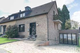 Semi-detached house Düsseldorf for rent Germany | Image