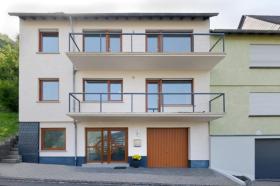 Image - casa a schiera in vendita a Kröv-Bernkastel-Wittlich, Germania Image - casa a schiera in vendita a Kröv-Bernkastel-Wittlich, Germania