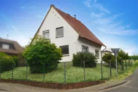 Einfamilienhaus zu verkaufen in Königswinter-Oberpleis, Deutschland