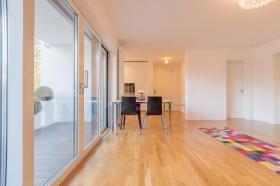 zemin apartman  Bad Homburg vor der Höhe Satılık Almanya | Image