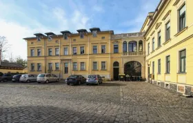 Apartamento sótão para alugar em Grimma-Leipzig, Alemanha