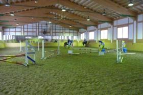 إسطبلات ركوب الخيل Obermaiselstein  ألمانيا | Image