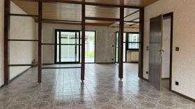 Dom szeregowy w centrum Waghäusel  Niemcy | Image