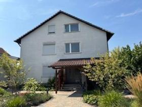 Floor Apartment for rent in Gochsheim, Germany