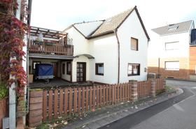 Townhouse for sale in Sankt Augustin, Germany Townhouse for sale in Sankt Augustin, Germany