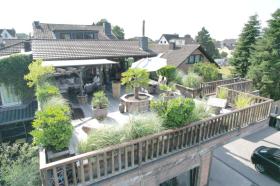 Casa para duas famílias à venda em Sankt Augustin-Mülldorf, Alemanha Casa para duas famílias à venda em Sankt Augustin-Mülldorf, Alemanha